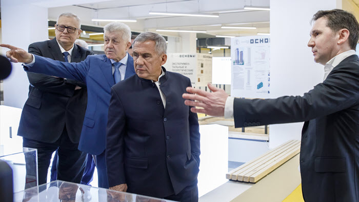 Компания FLAMAX и КГАСУ представили президенту Татарстана Рустаму Минниханову совместную разработку по линии импортозамещения в сфере водоснабжения и систем безопасности
